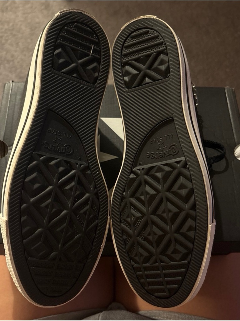 Converse Men's Black & White Low-Top Sneakers